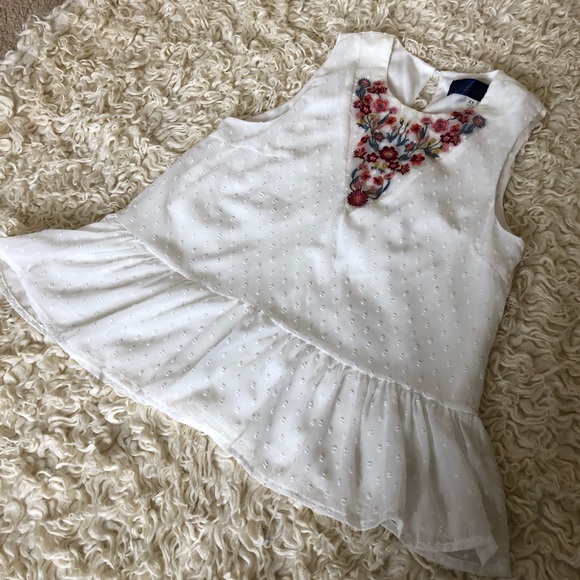 White Ruffled Hem Top - Picture 3 of 4